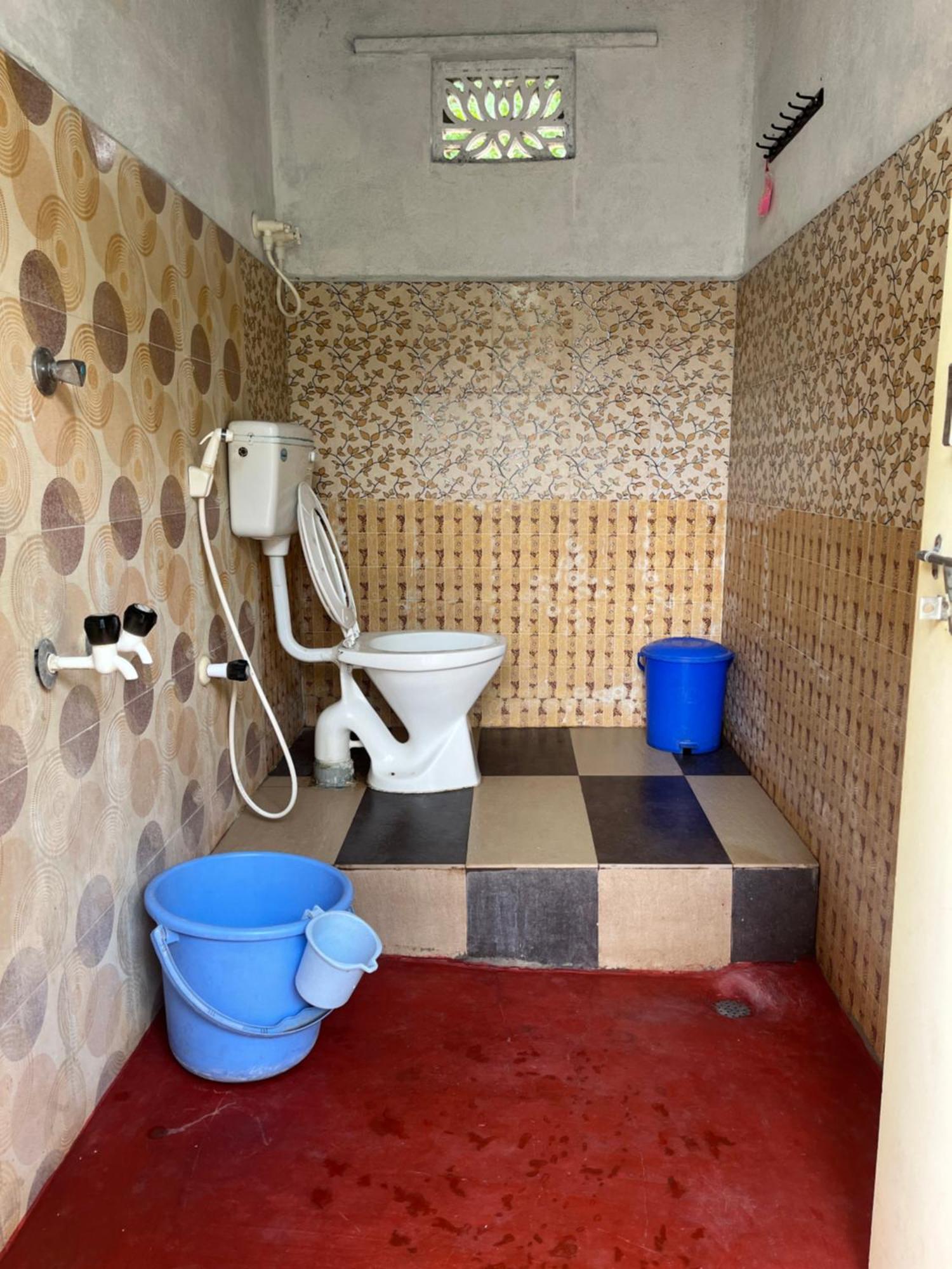 Sunrise Guest House & Restaurant Hampi Exterior photo