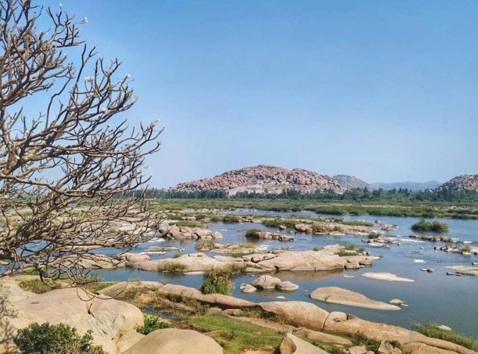 Sunrise Guest House & Restaurant Hampi Exterior photo